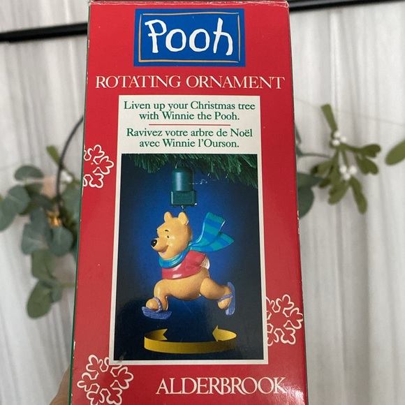 Vtg 1989 Alderbrook noma Pooh skating rotation ornament - Picture 3 of 12
